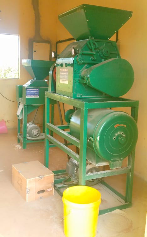 ROLLER MILL MACHINE